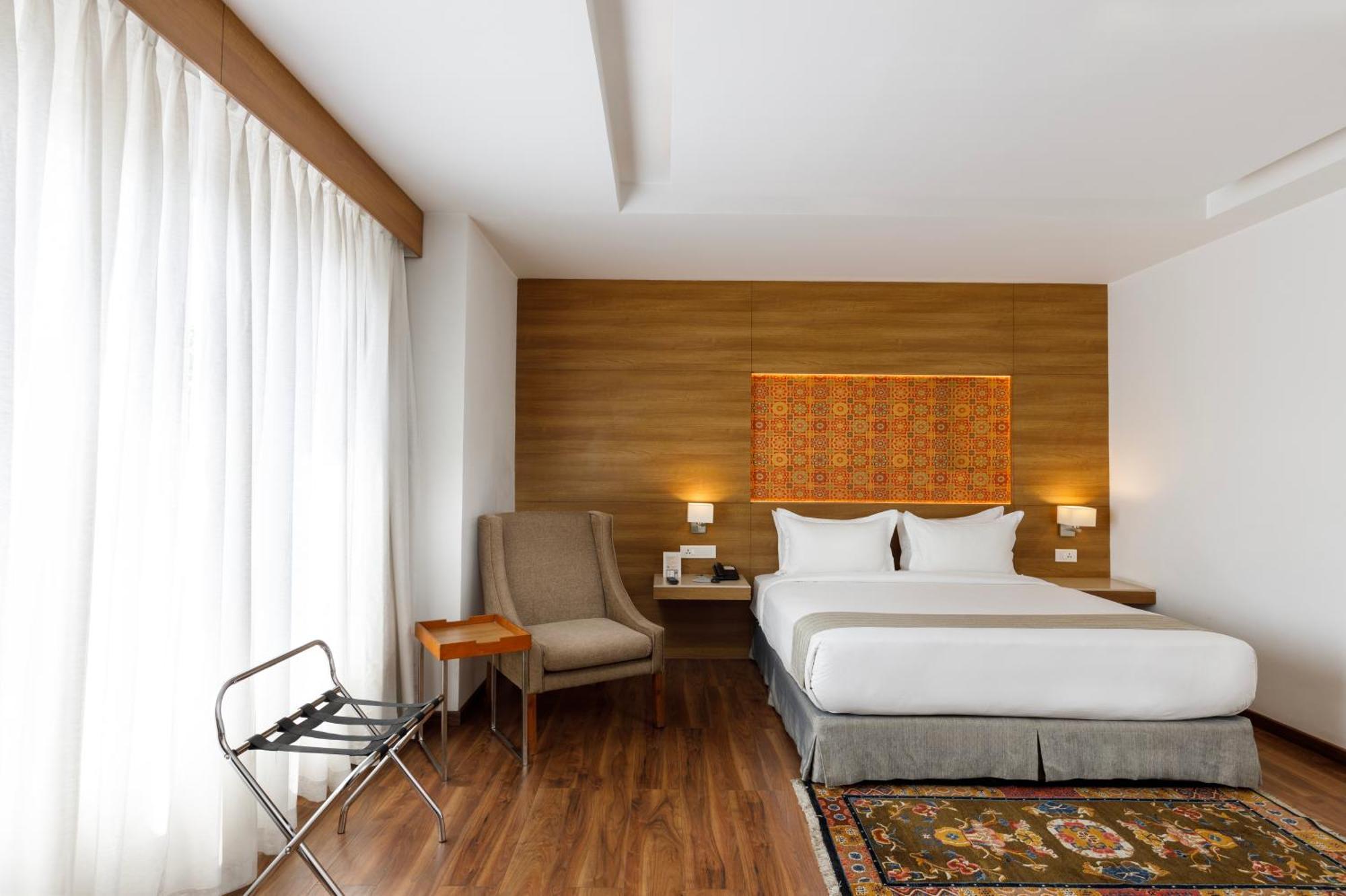 Hotel Ambassador By Ace Hotels Kathmandu Exteriör bild