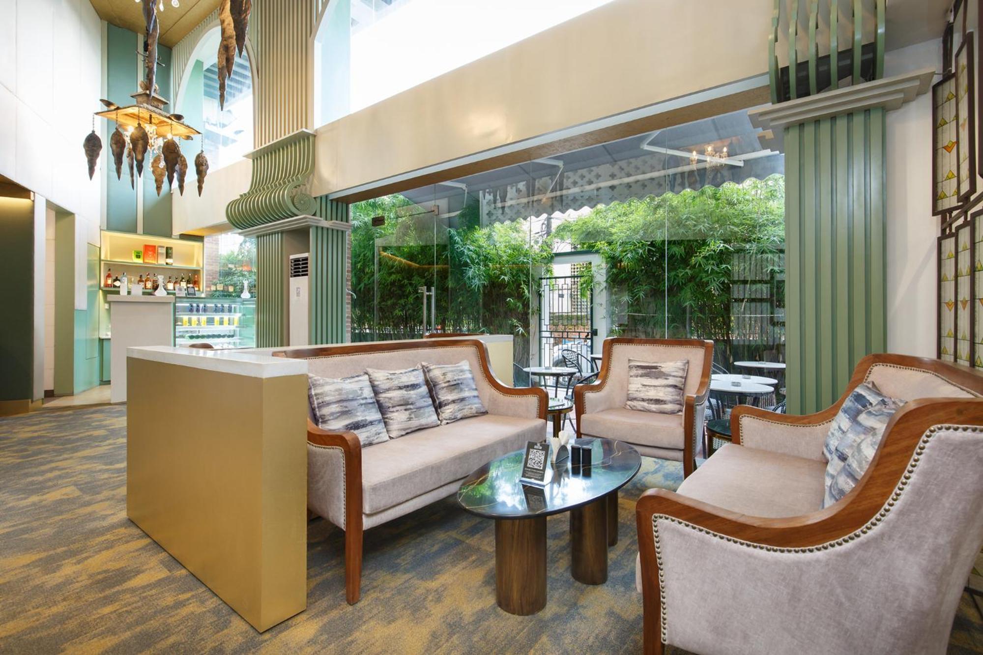 Hotel Ambassador By Ace Hotels Kathmandu Exteriör bild