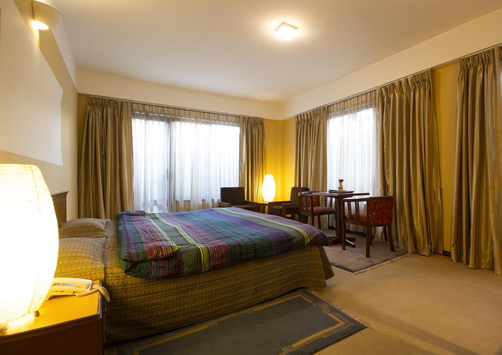 Hotel Ambassador By Ace Hotels Kathmandu Exteriör bild