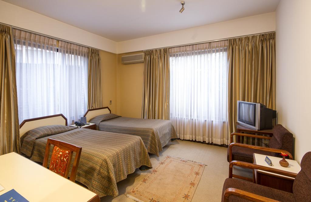 Hotel Ambassador By Ace Hotels Kathmandu Exteriör bild
