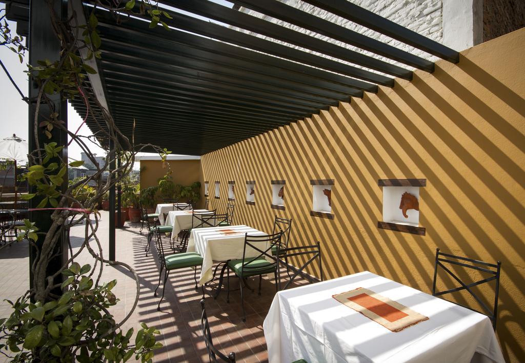Hotel Ambassador By Ace Hotels Kathmandu Exteriör bild